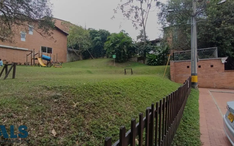 Casa en Medellín en San Lucas