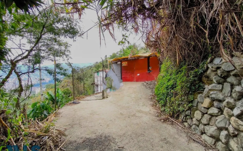 Casa en La Estrella en V. Tierra Amarilla