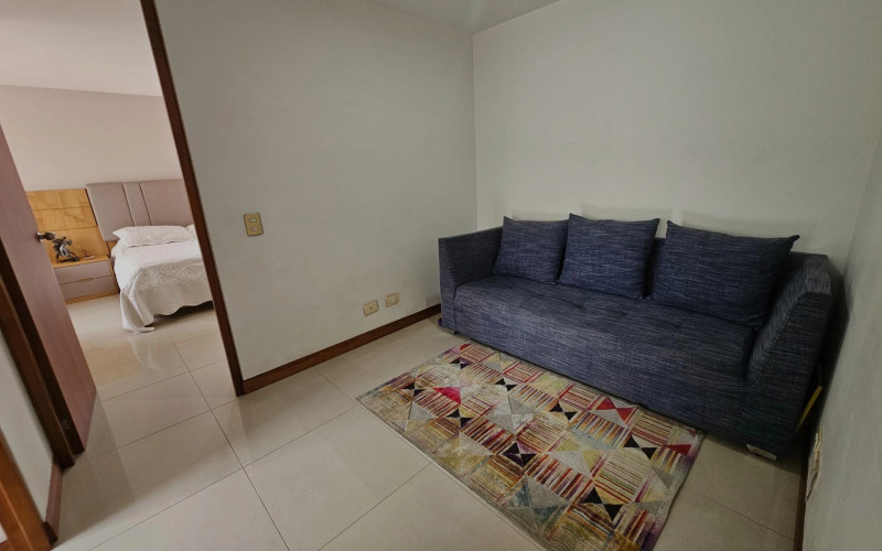 Apartamento en Envigado en Loma de Cumbres