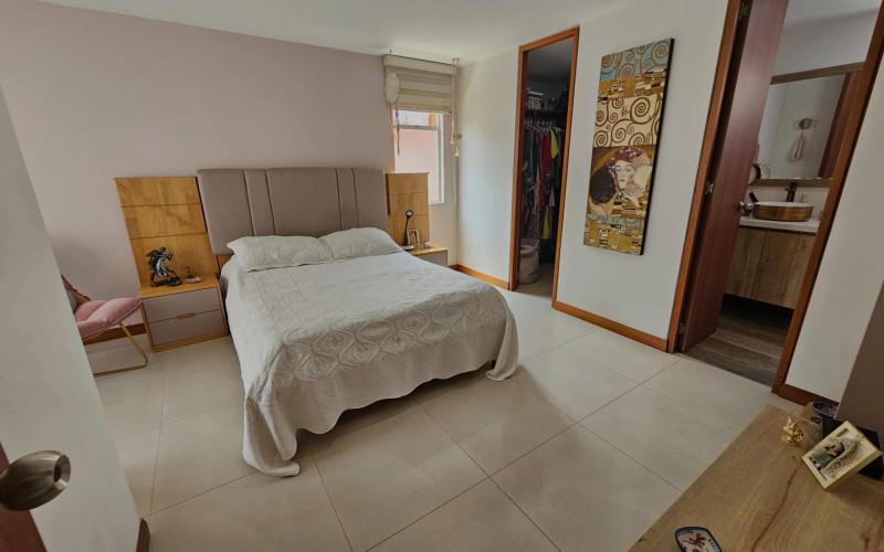 Apartamento en Envigado en Loma de Cumbres