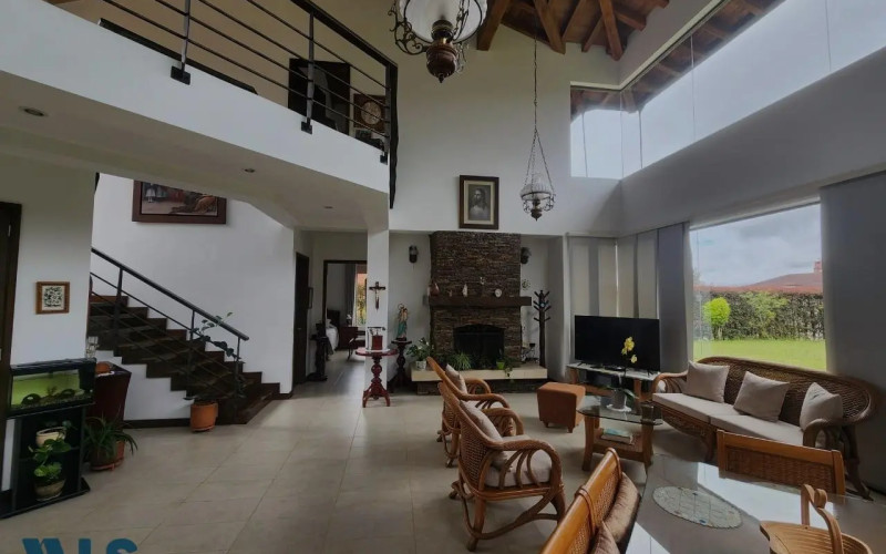 Casa en Envigado en Loma del Escobero