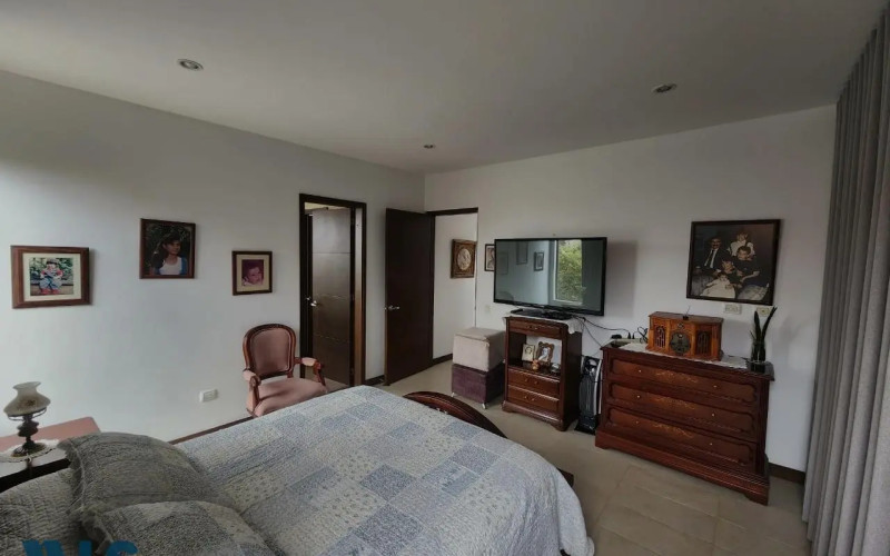 Casa en Envigado en Loma del Escobero