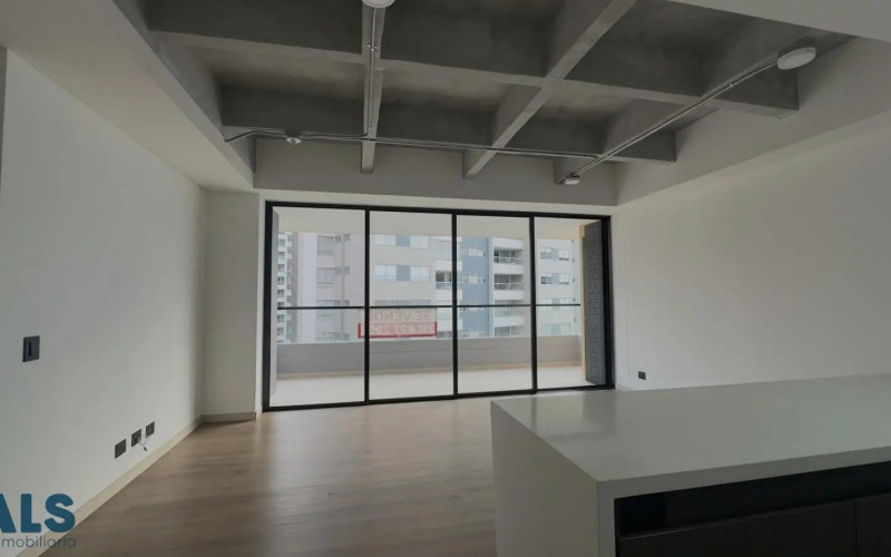 Apartamento en Envigado en Loma de los Mesa
