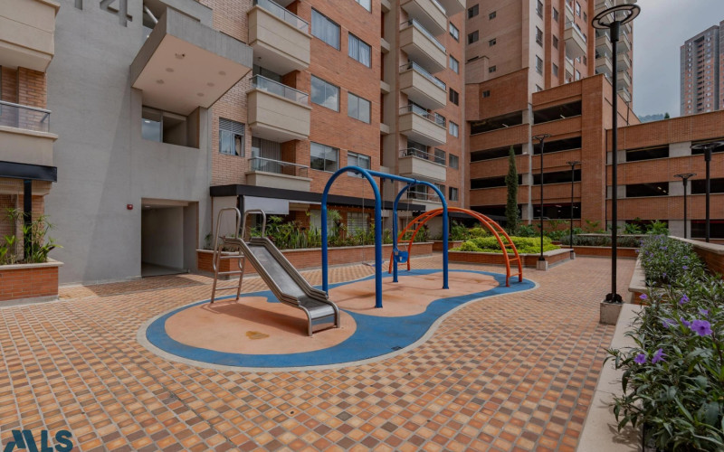 Apartamento en Sabaneta en Alto de Las Flores