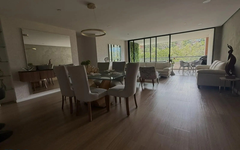 Apartamento en Envigado en Loma de Las Brujas