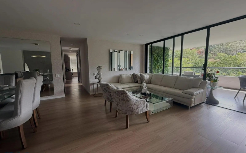 Apartamento en Envigado en Loma de Las Brujas