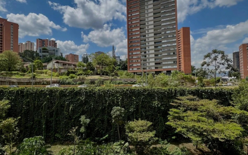 Apartamento en Medellín en Los Balsos Nº 2