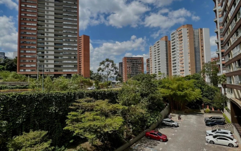 Apartamento en Medellín en Los Balsos Nº 2