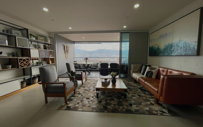 Apartamento en Envigado en Loma de Benedictinos