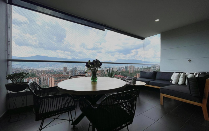 Apartamento en Envigado en Loma de Benedictinos