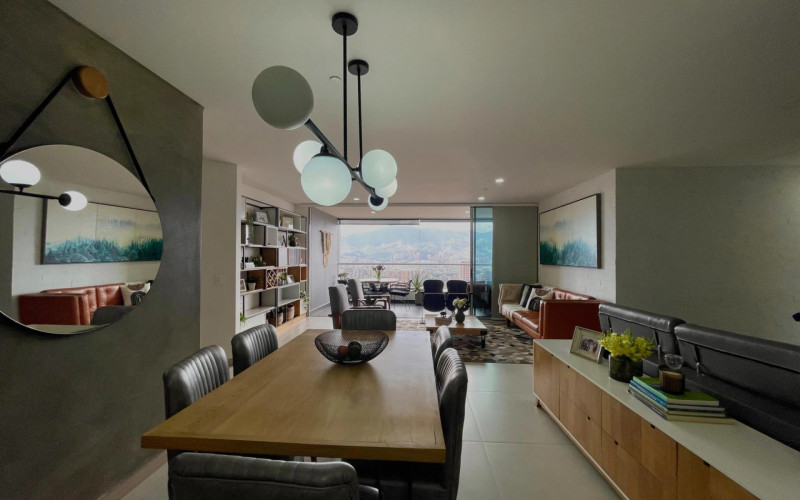 Apartamento en Envigado en Loma de Benedictinos