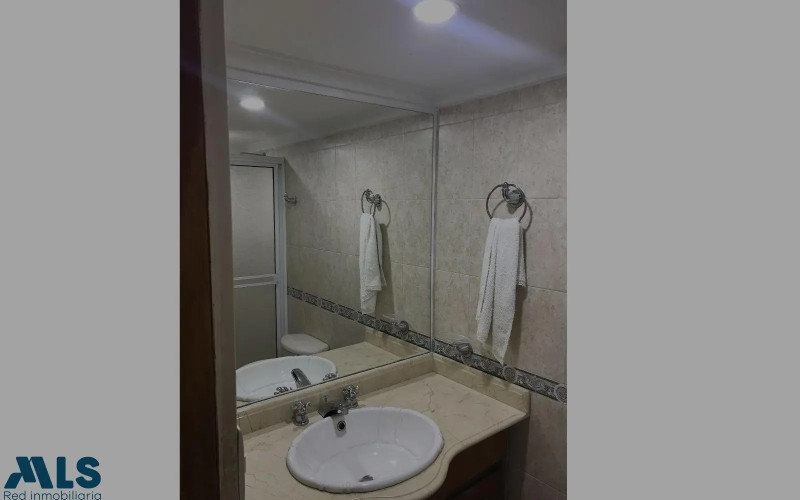 Apartamento en Medellín en Laureles
