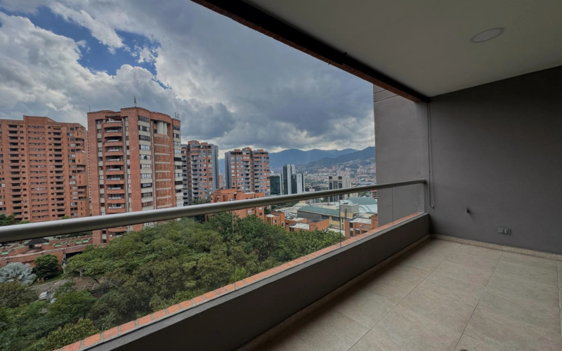 Apartamento en Medellín en Los Balsos Nº 1