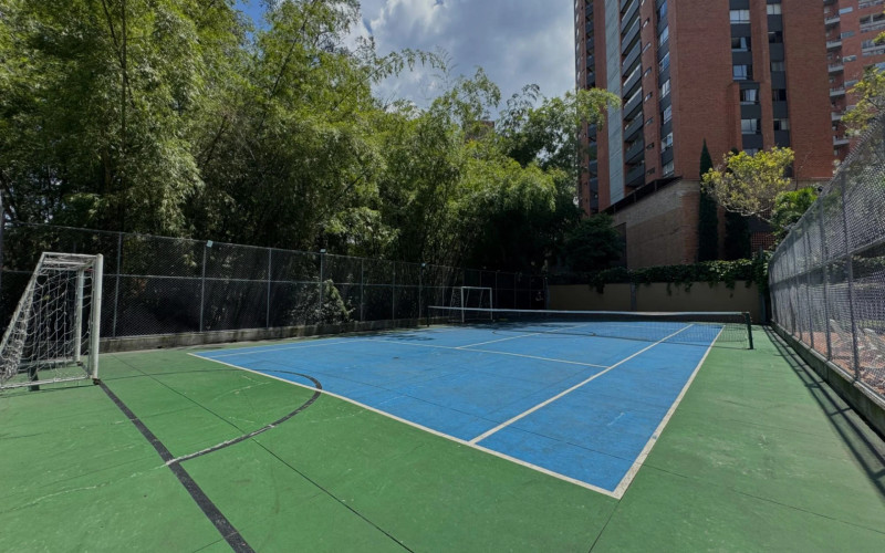 Apartamento en Medellín en Los Balsos Nº 1