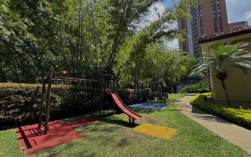 Apartamento en Medellín en Los Balsos Nº 1