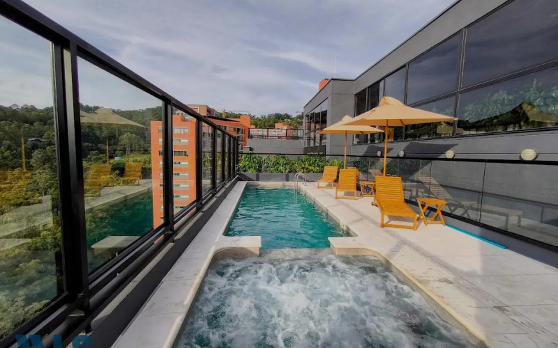 Apartamento en Medellín en Altos del Poblado