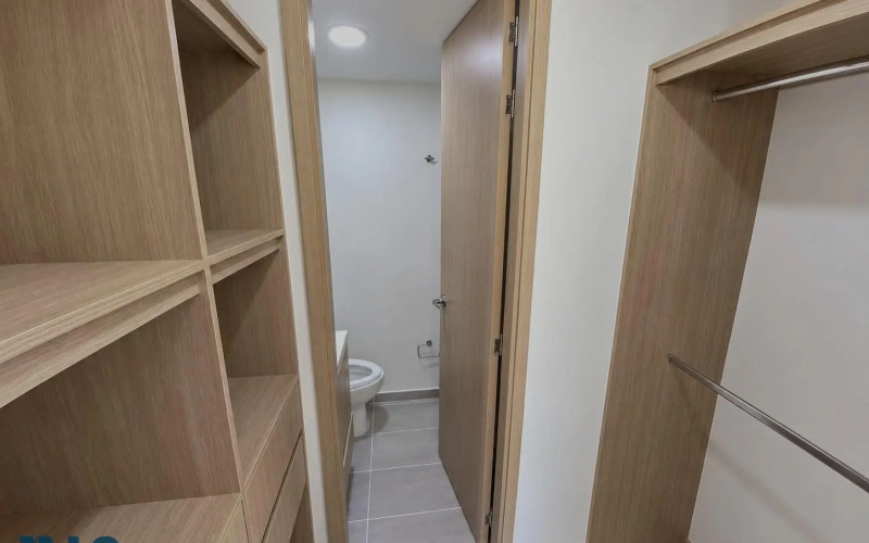 Apartamento en Sabaneta en Las Lomitas