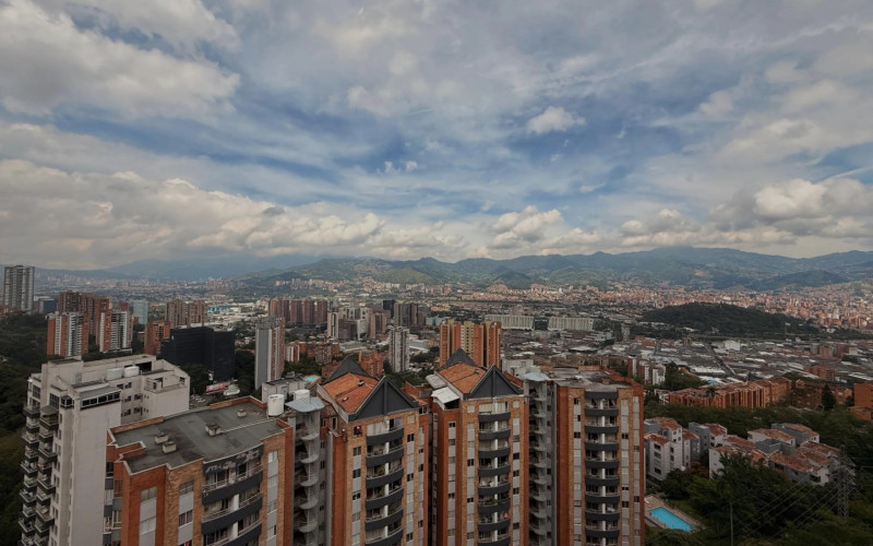 Apartamento en Medellín en Loma del Indio