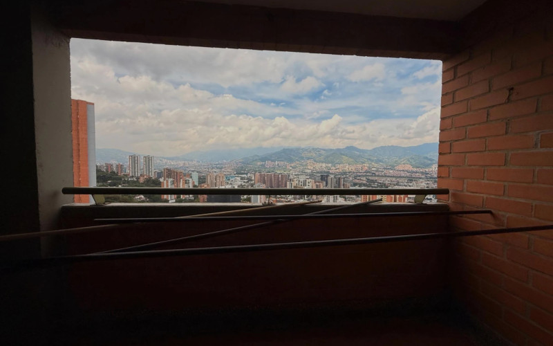 Apartamento en Medellín en Loma del Indio