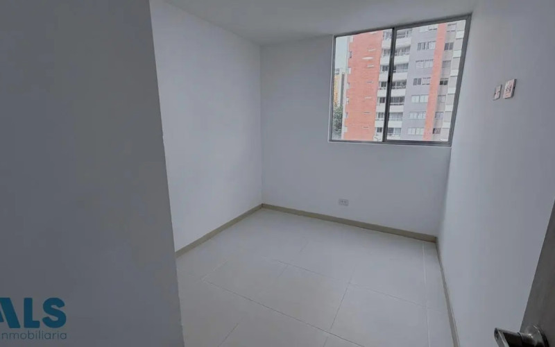 Apartamento en Medellín en Los Colores