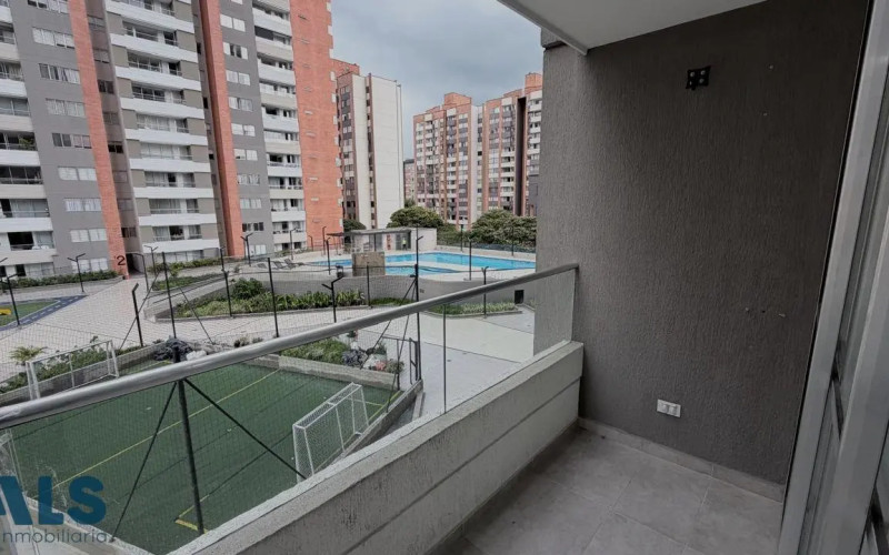 Apartamento en Medellín en Los Colores