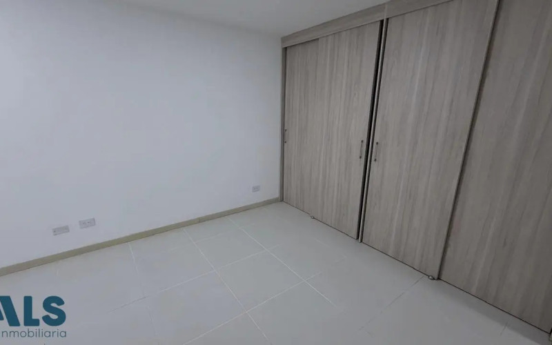 Apartamento en Medellín en Los Colores