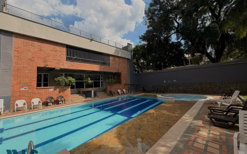 Apartamento en Medellín en Los Colores