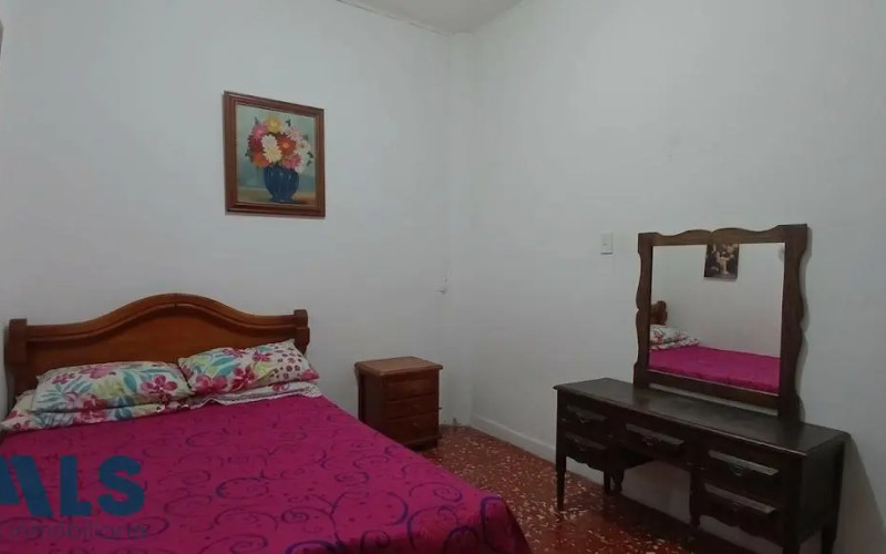 Casa en Medellín en Manrique Central Nº 1