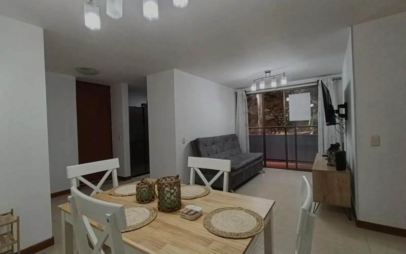 Apartamento en Medellín en Loma de Los Bernal