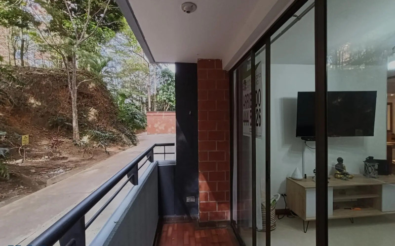 Apartamento en Medellín en Loma de Los Bernal