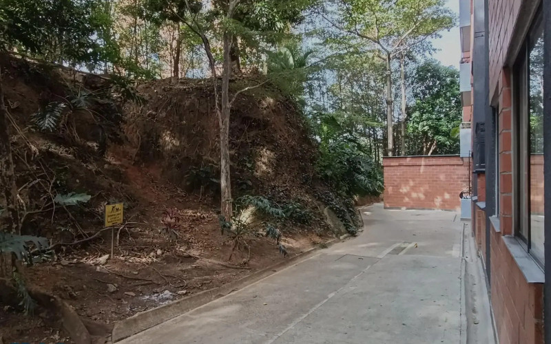 Apartamento en Medellín en Loma de Los Bernal