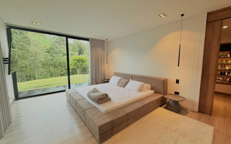 Casa en Envigado en Alto de las Palmas