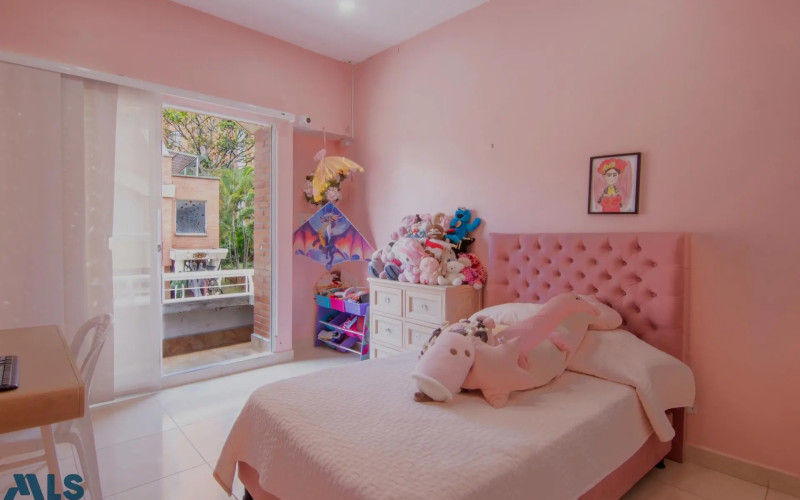 Casa en Medellín en El Tesoro