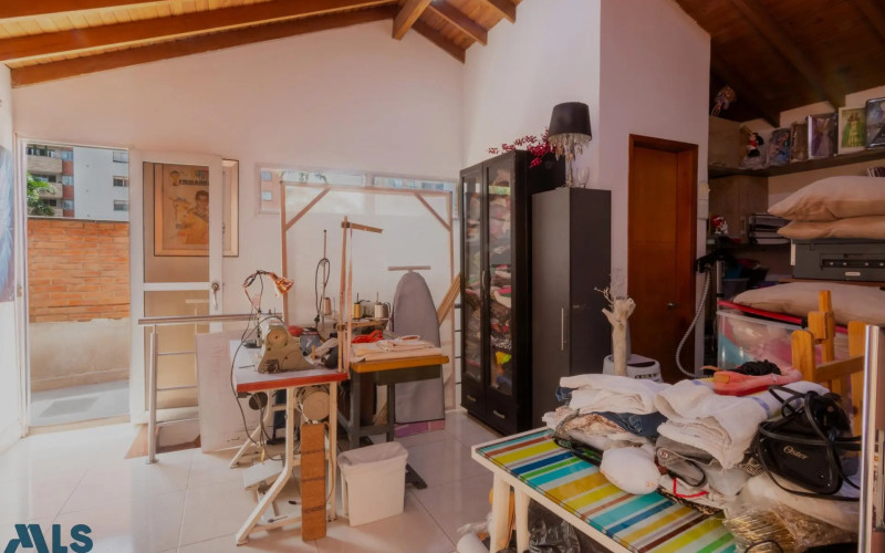 Casa en Medellín en El Tesoro