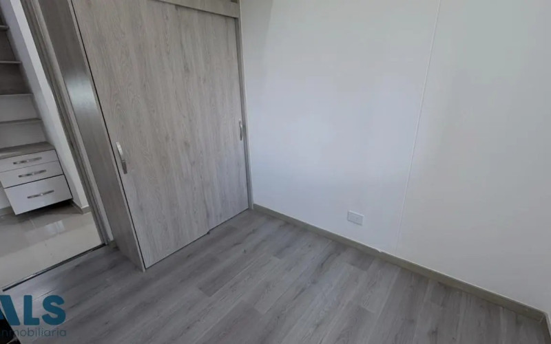 Apartamento en Medellín en Los Colores