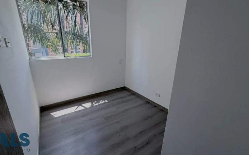 Apartamento en Medellín en Los Colores
