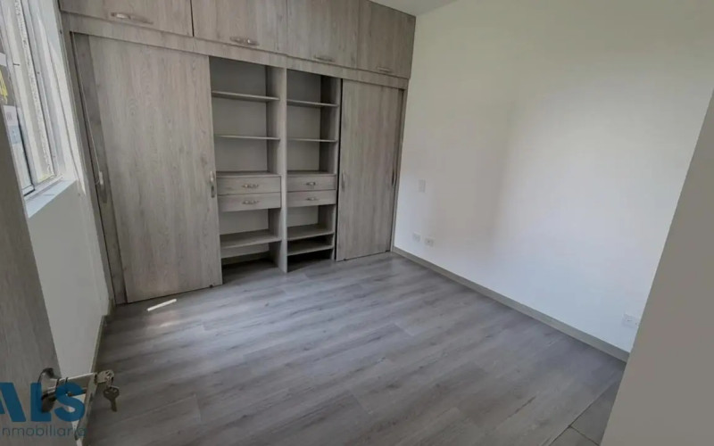 Apartamento en Medellín en Los Colores