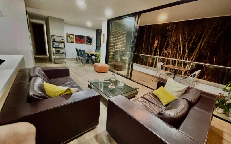 Apartamento en Envigado en Loma del Escobero