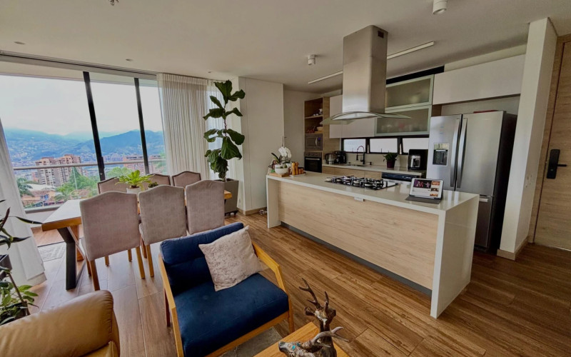 Apartamento en Envigado en Loma del Escobero