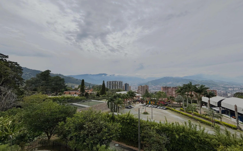 Apartamento en Envigado en Loma del Escobero