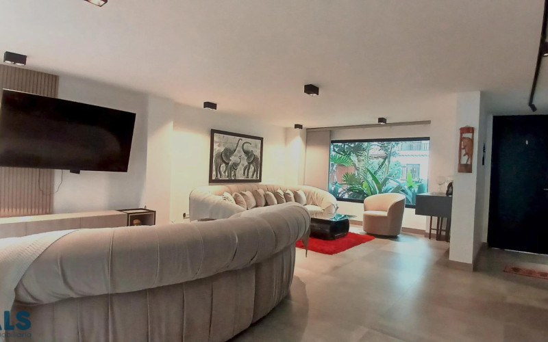 Casa en Medellín en Los Colores