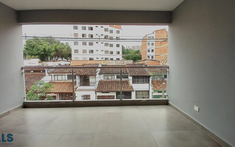 Casa en Medellín en Los Colores