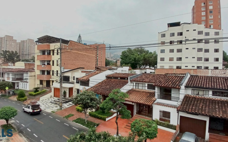 Casa en Medellín en Los Colores