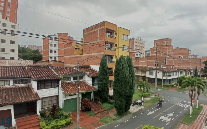 Casa en Medellín en Los Colores
