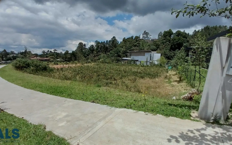 Lote Residencial en Envigado en Alto de las Palmas