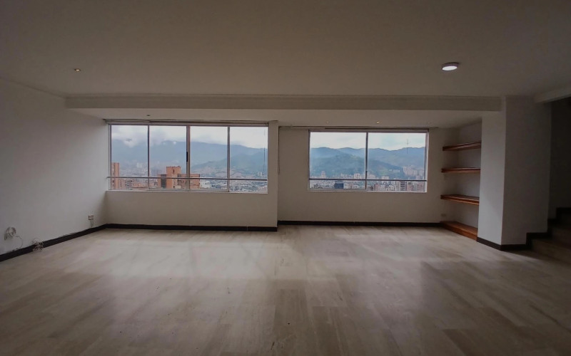 Apartamento en Medellín en El Campestre