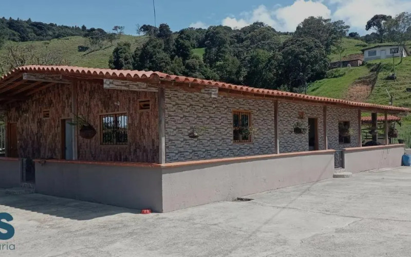 Casa en Medellín en San Cristobal