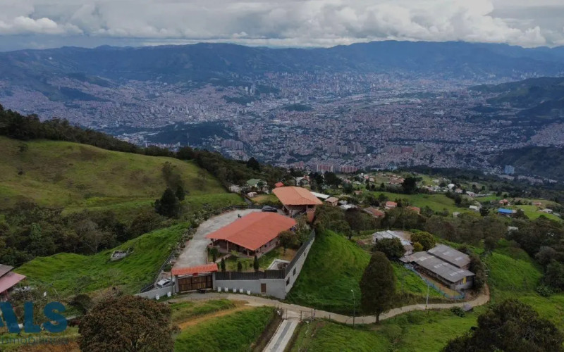 Casa en Medellín en San Cristobal