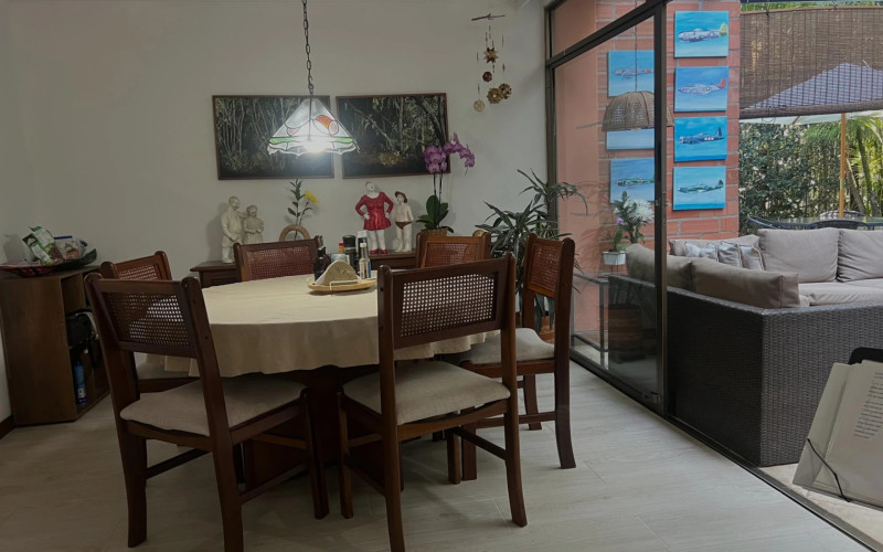 Casa en Envigado en El Chocho