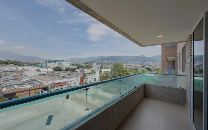 Apartamento en Medellín en Ciudad del Rio